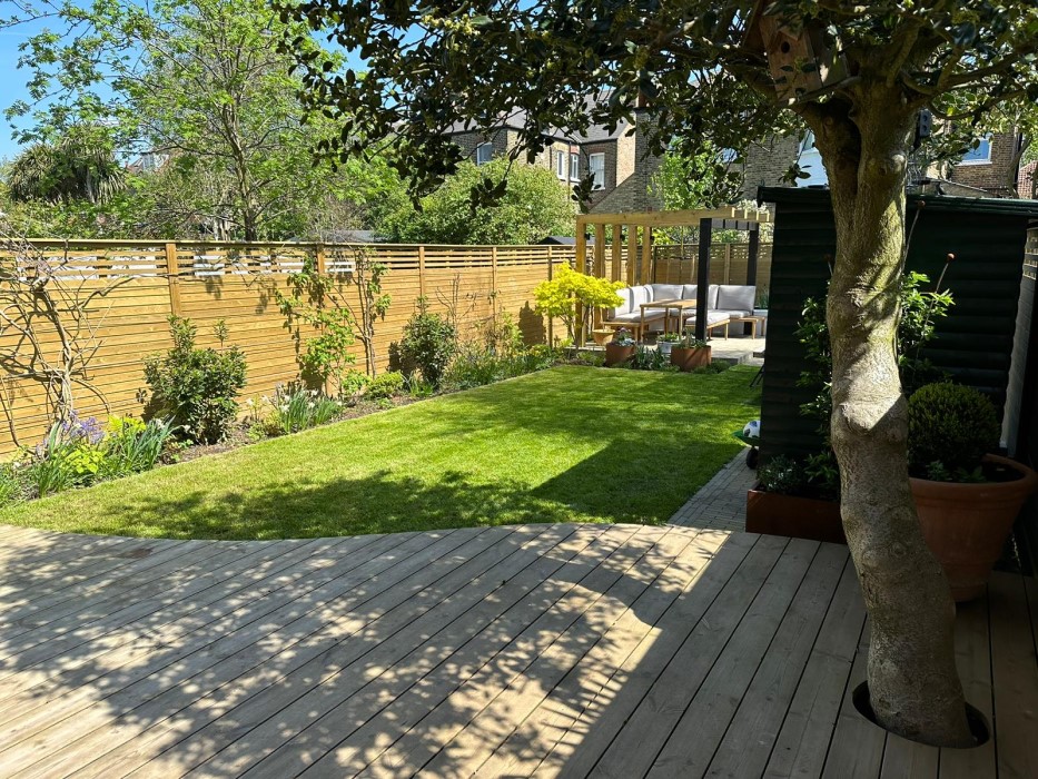 View across this garden in Acton 